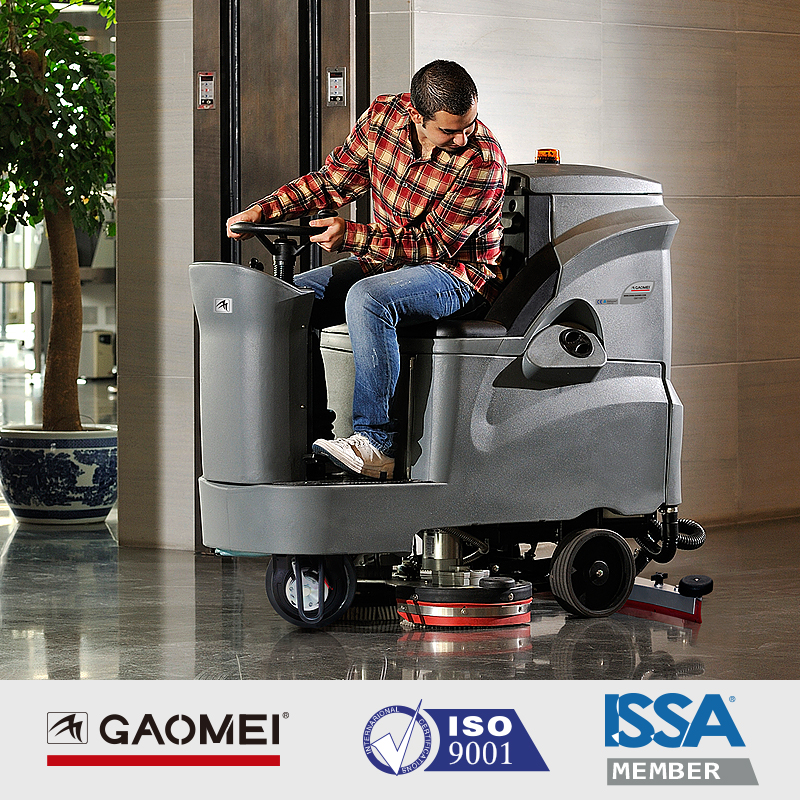 駕駛式洗地機，地下停車場專用洗地機