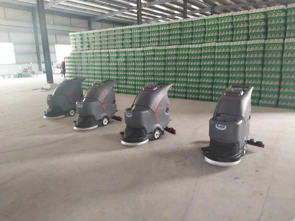 擦地機(jī)怎樣選擇好？