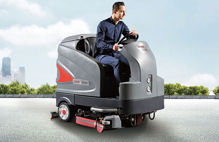 駕駛式洗地機(jī)，讓我們享受工作的快樂。