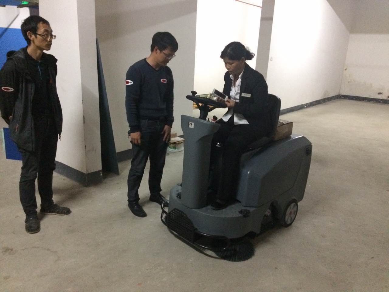 清掃車為什么應用如此廣泛，它有什么優(yōu)勢?